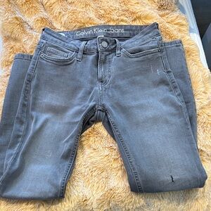 Calvin Klein Jeans Women's Charcoal ankle skinny